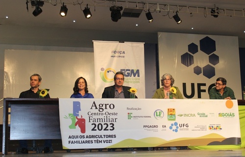 MIDR apresenta Rotas de Integração Nacional em feira de agricultura familiar em Goiânia