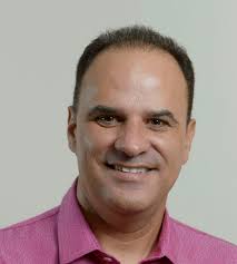 O prefeito de Rubiataba, padre Weber (PSD), notificou a Câmara Municipal para averiguar uma fala do vereador professor Wilson (UB).