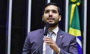 PF conclui que autor do pedido de CPI dos Atos Golpistas incitou atos antidemocráticos