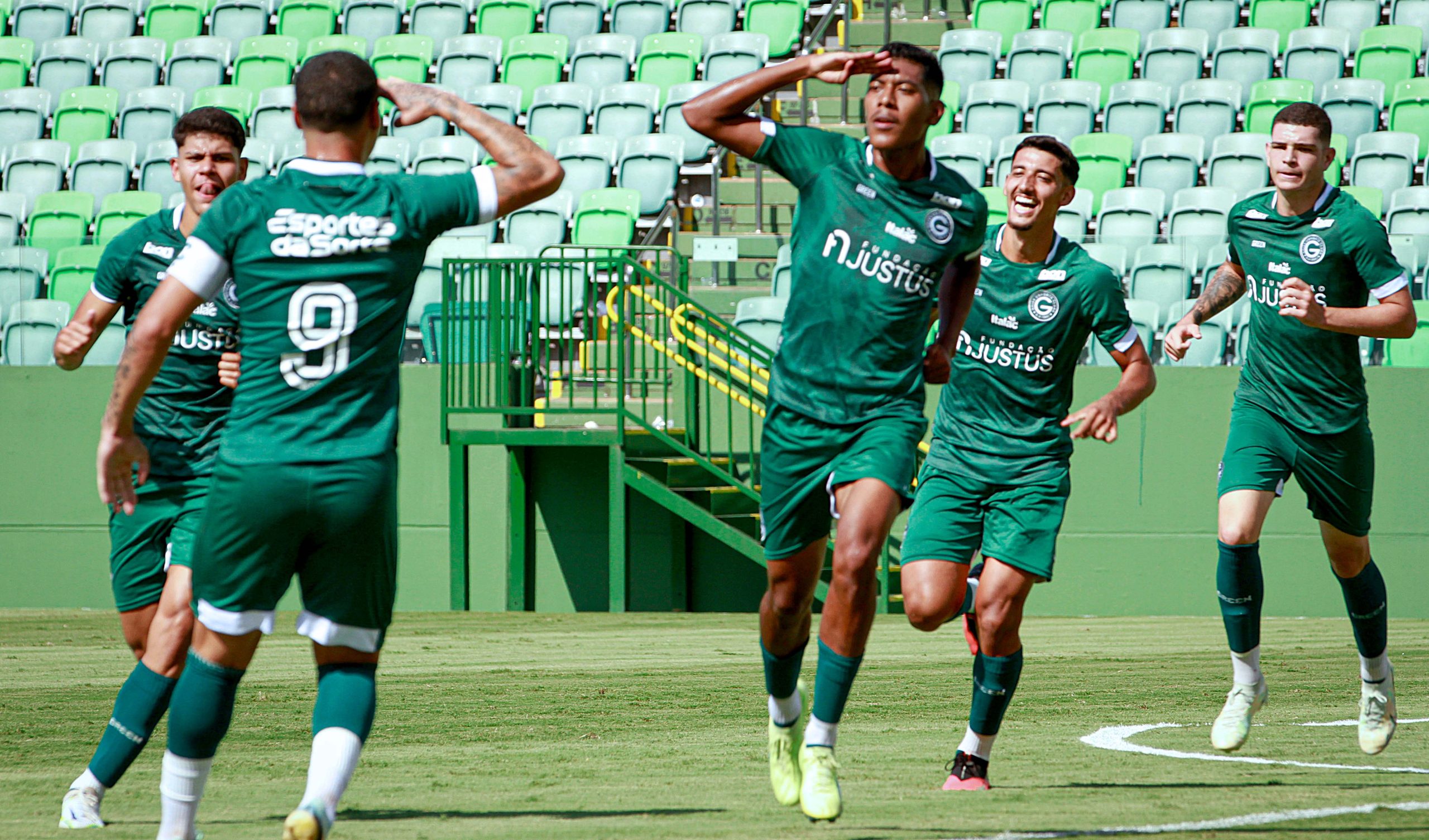 ​Só Flamengo e Fluminense escaparam do desespero dos ameaçados de rebaixamento