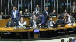 Placar 'expressivo' do marco fiscal na Câmara dá confiança ao governo para avançar reforma tributária, diz Haddad