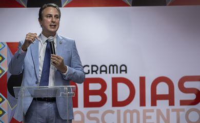 Governo anuncia recriação de programa de desenvolvimento acadêmico
