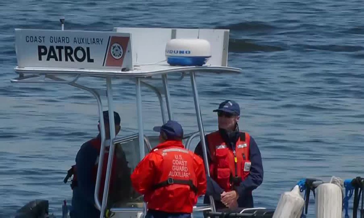 Encontrados destroços dentro da área de buscas do submarino