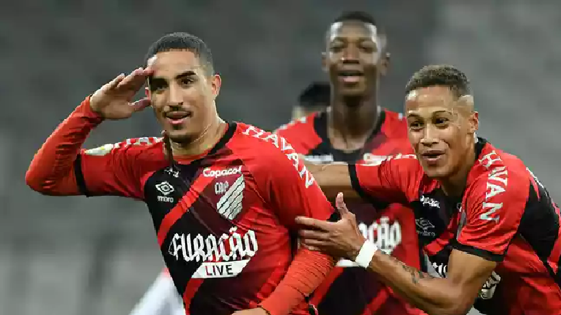 Atlético do Paraná acirra briga pelo G4